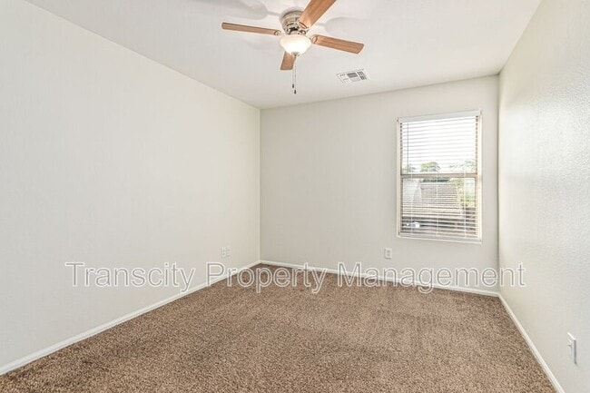 Building Photo - 8528 S 49th Ln