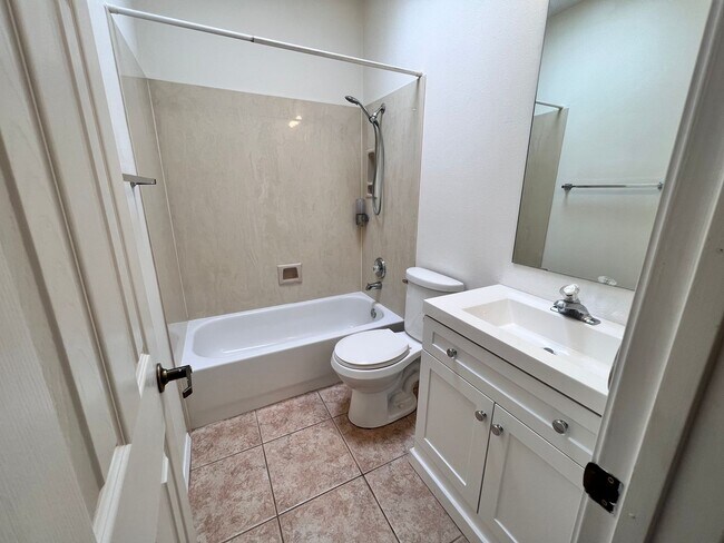 Building Photo - 3120 Payupki Cir