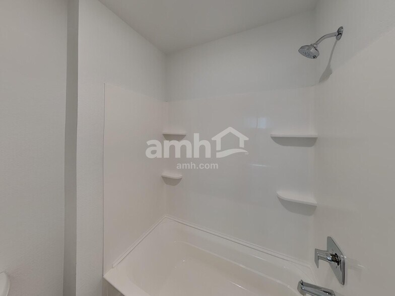 Building Photo - 23532 E 3rd Pl