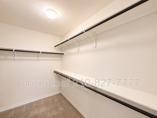 Building Photo - 8936 Taylor Grv