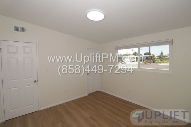 Building Photo - Beautiful 3 Bed, 2 Bath Home with Large Yard in Imperial Beach