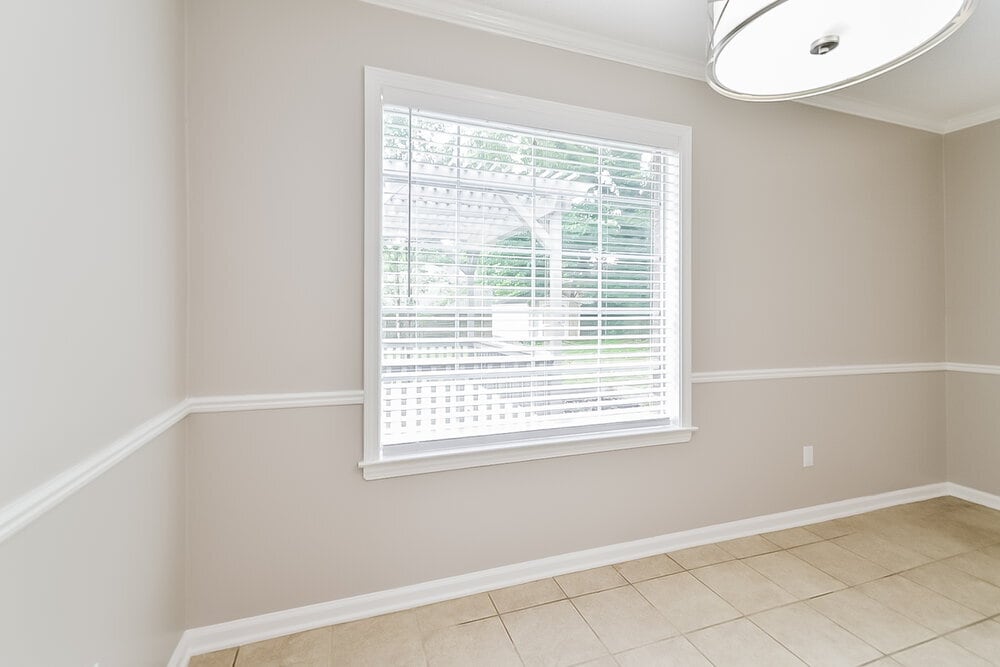 Building Photo - 4401 Okeechobee Dr