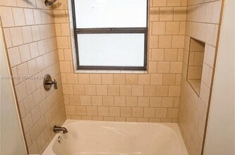 Building Photo - 400 Valencia Ave