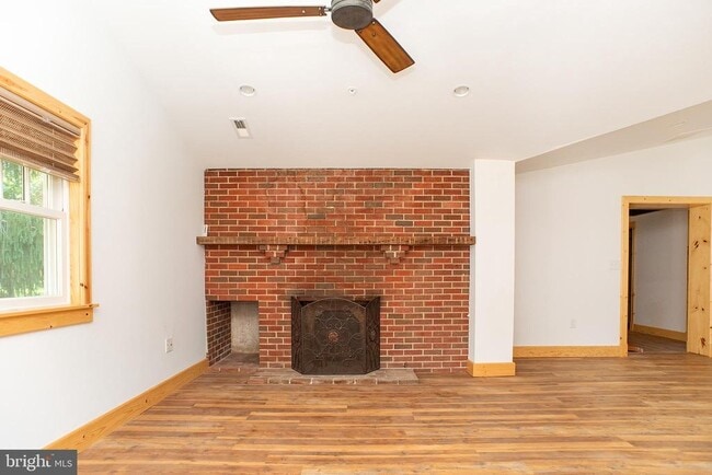 Building Photo - 1138 Bay Ridge Rd