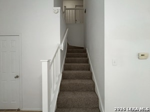 Building Photo - 6202 Valley Clf