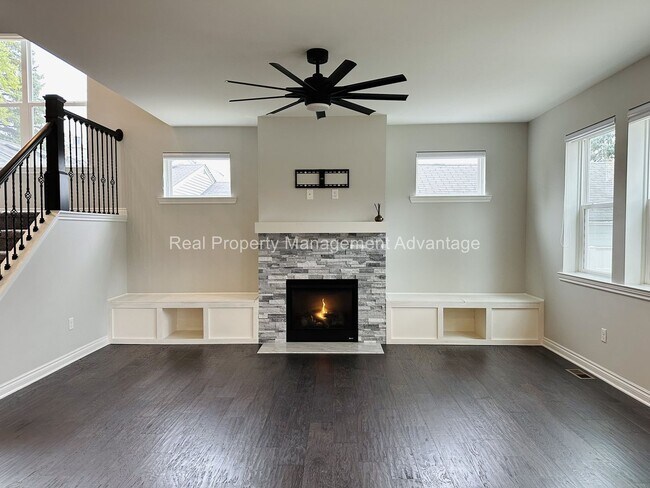 Building Photo - Stunning Contemporary New Build in Northwest Royal Oak