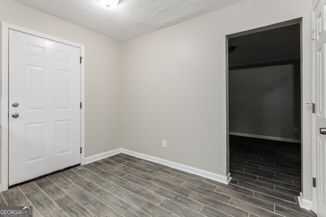 Building Photo - 2740 Ashley Downs Ln