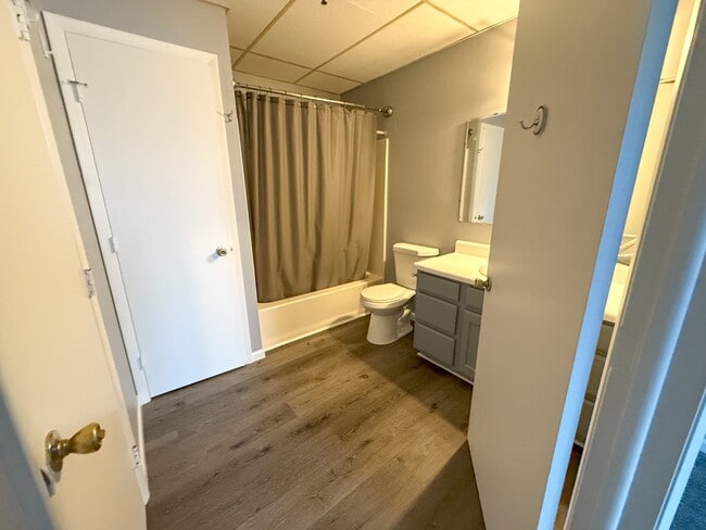 Building Photo - 111 S 12th St