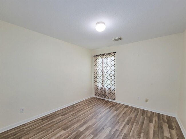 Building Photo - 12835 Regal Oaks Bend Ln