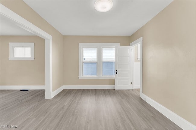 Building Photo - 3865 W 16th St