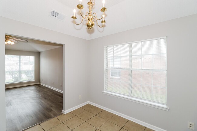 Building Photo - 3538 E Regency Park Cir