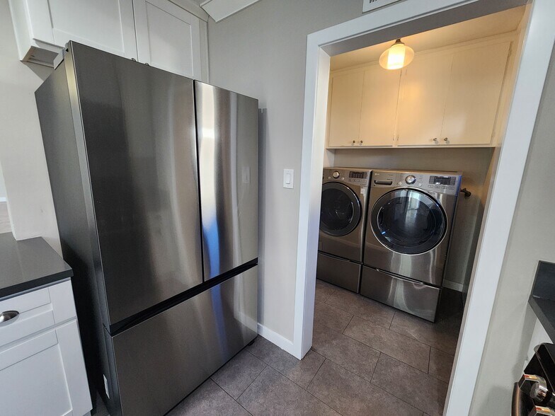 Building Photo - 17200 Willard St