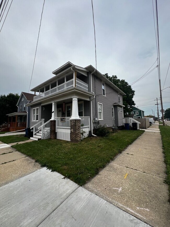 Building Photo - 1701 Edgewood Ave