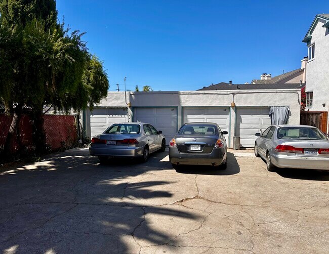 Building Photo - 6333 MacArthur Blvd