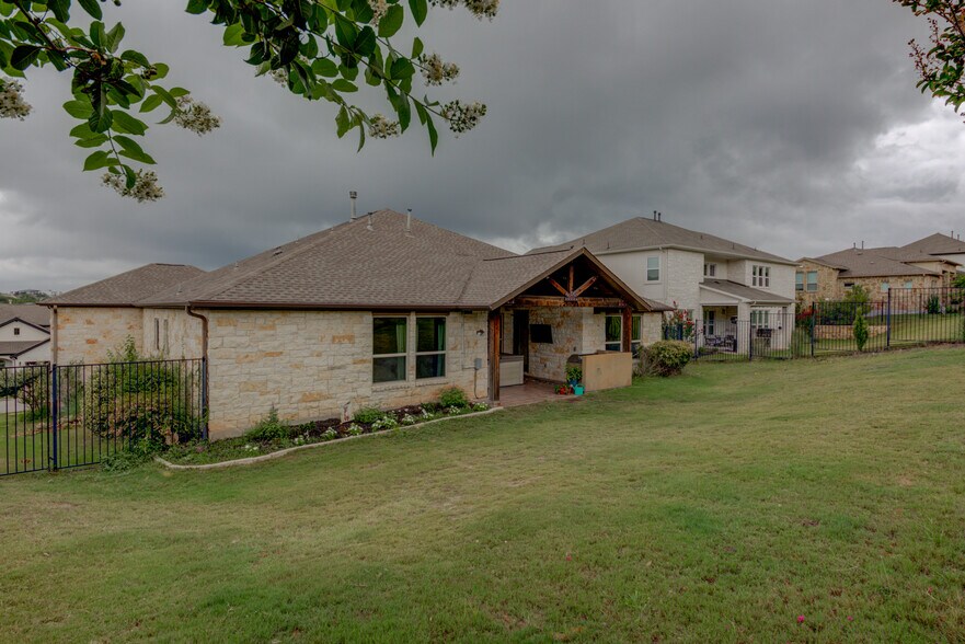 Building Photo - 308 Enchanted Hilltop Way