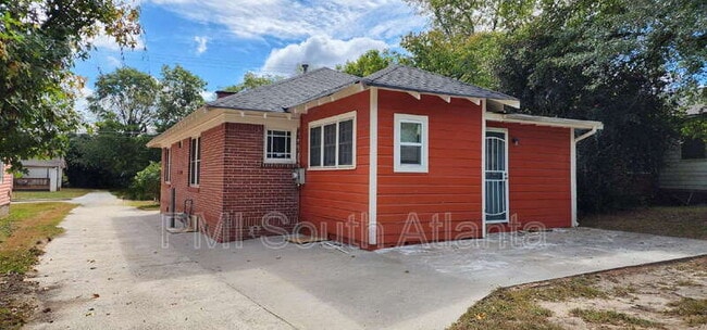Building Photo - 3411 N Fulton Ave