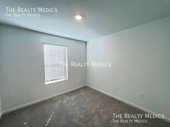 Building Photo - 1241 NW 48th Terrace