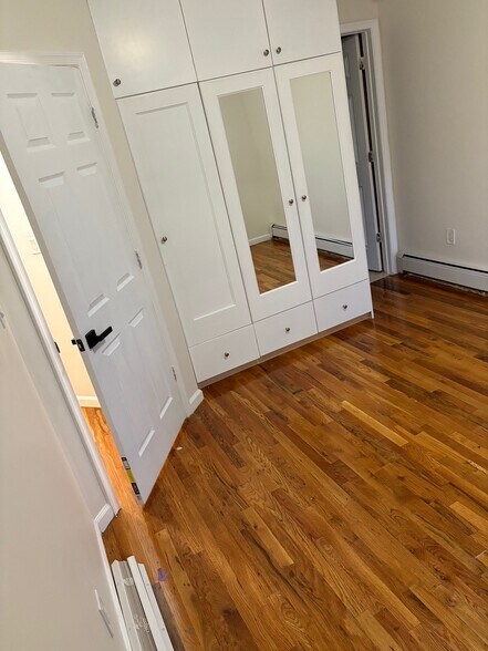 Room 3 - Master Bedroom - 13551 223rd St