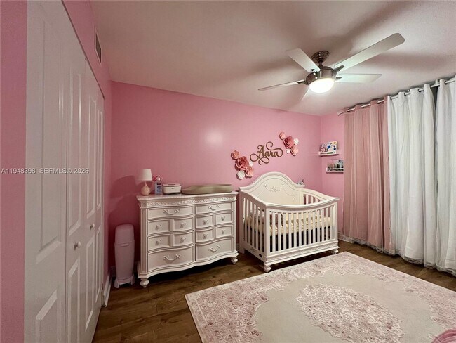 Building Photo - 2681 N Flamingo Rd