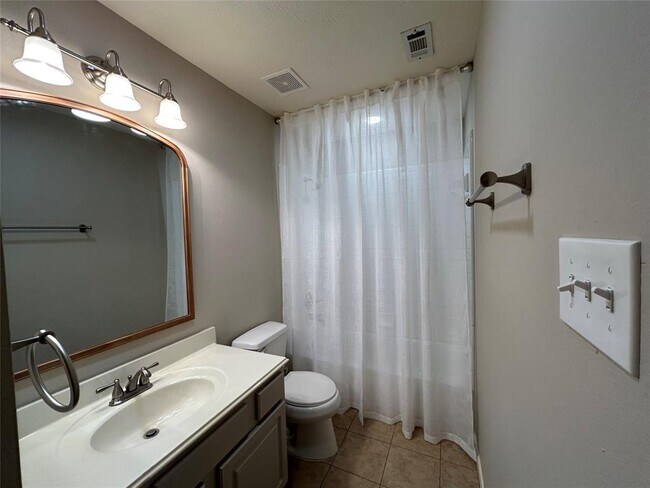 Building Photo - 8714 Willancy Ln