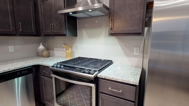 Building Photo - Bluebell | Two Bedroom - Basement Walkout