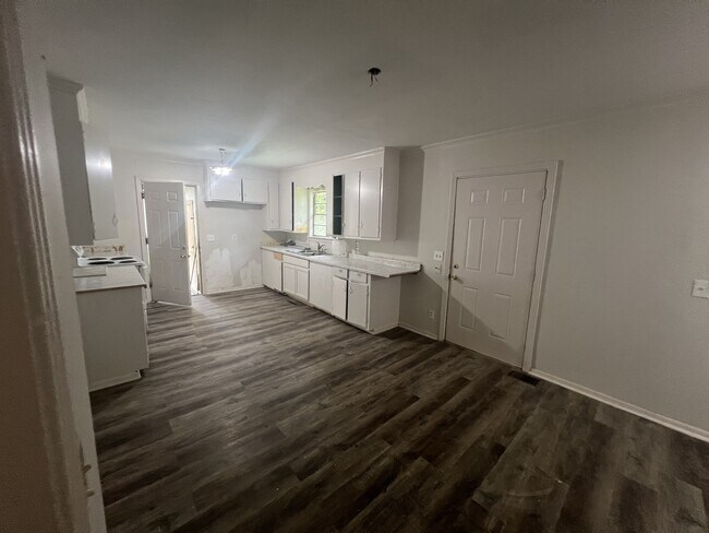 Building Photo - 3152 Bilgray Dr