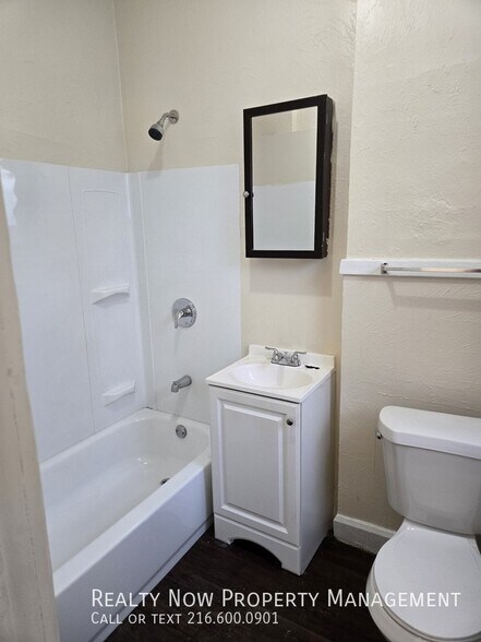 Building Photo - 2086 W 81st St