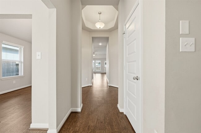 Building Photo - 19010 Whitehaven Bend Ln