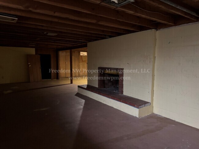 Building Photo - 3420 Prill Rd