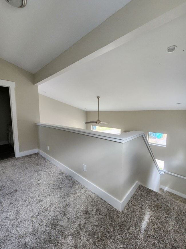 Building Photo - East Asheville Rental