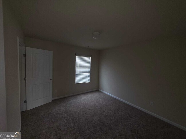 Building Photo - 3877 Makeover Ct