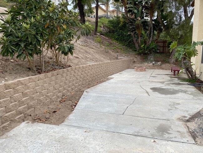 Building Photo - ***COMING SOON*** MOVE IN on 7/20**Desirab...