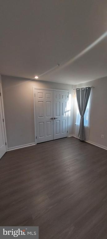 Building Photo - 5970 Fallfish Ct