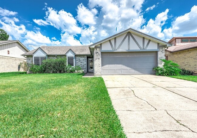 Primary Photo - 8434 Quailcrest Dr