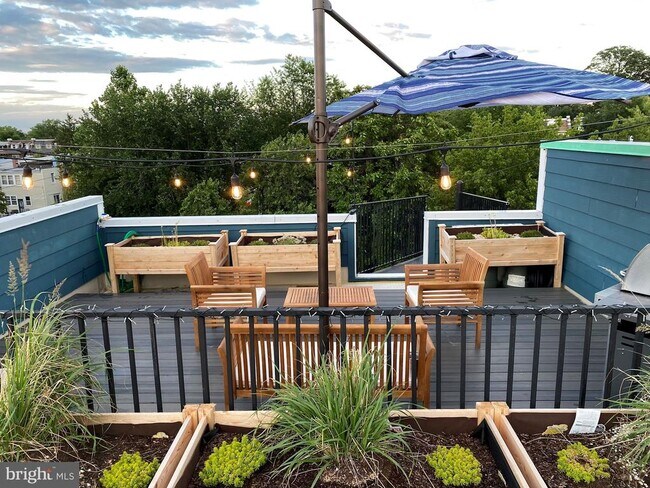 Building Photo - 4527 Georgia Ave NW