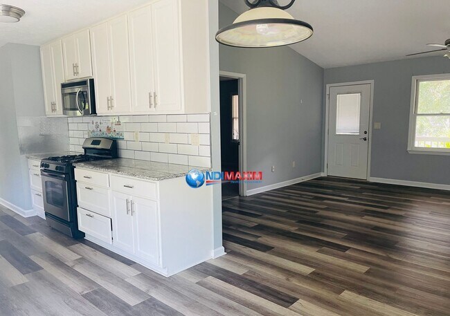 Building Photo - Cozy ranch in the BROOKWOOD cluster in Sne...