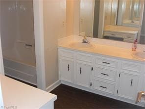 Building Photo - Spacious 2 Bedroom Condo