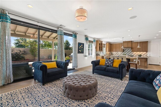 Building Photo - 109 Sabiosa