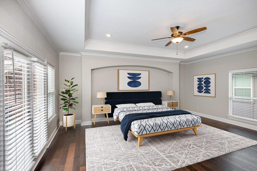Building Photo - Gorgeous M Streets townhome with great rooftop deck