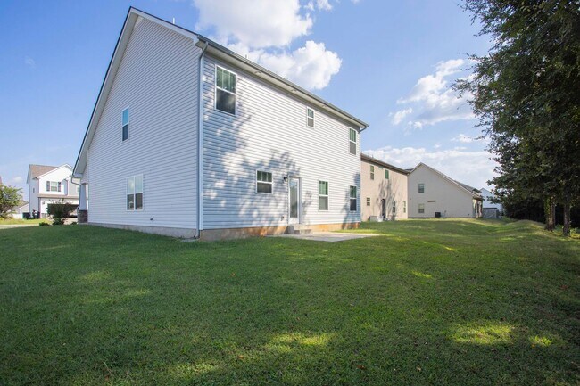Building Photo - 1832 Charismatic Pl