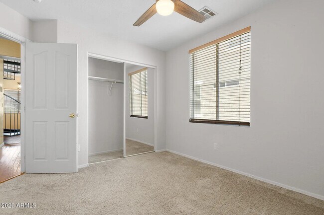 Building Photo - 751 N Port Dr