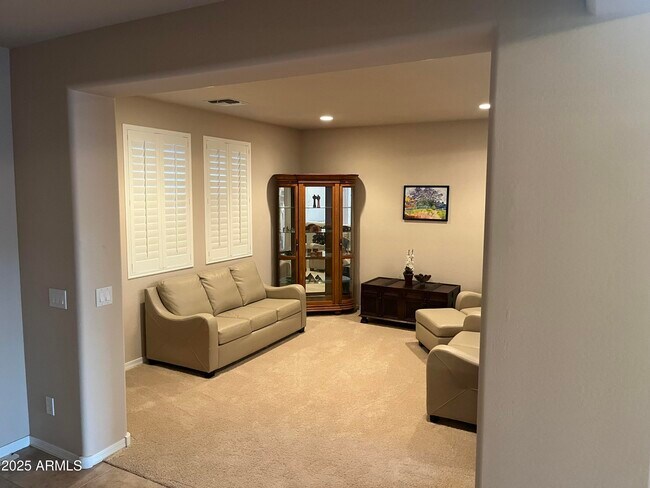 Building Photo - 18137 W Orchid Ln