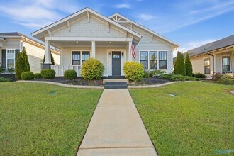 Building Photo - 240 Farmhouse Dr