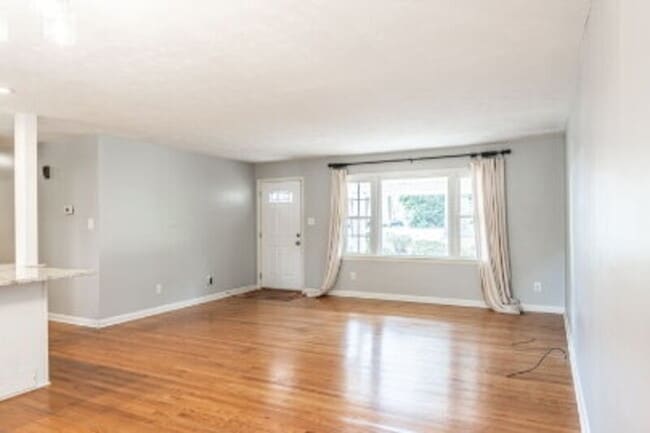 Building Photo - 160 W Delaware Ave