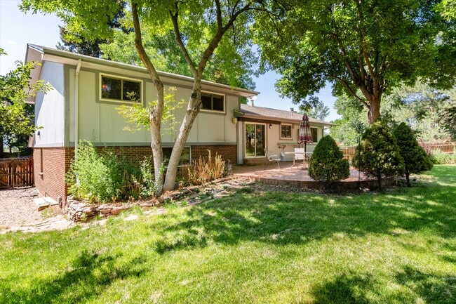 Building Photo - 7426 S Quince Ct