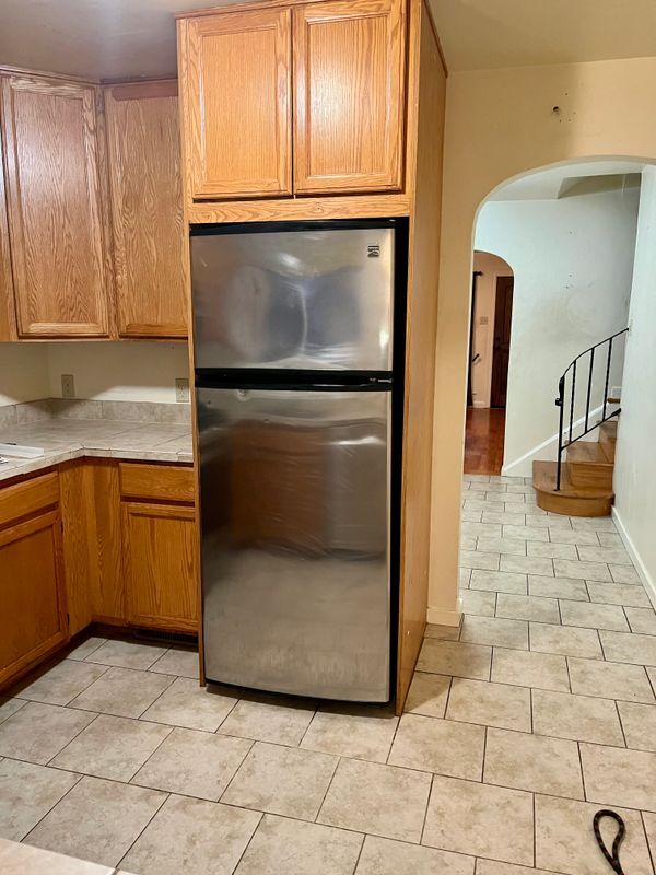 Building Photo - 437 Mastick Ave