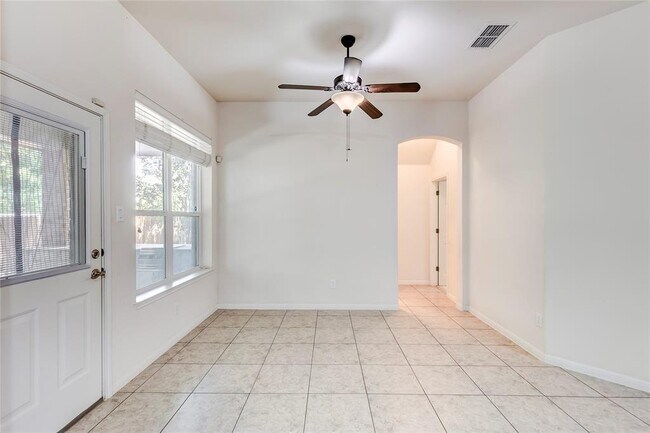 Building Photo - 116 Azimuth Dr