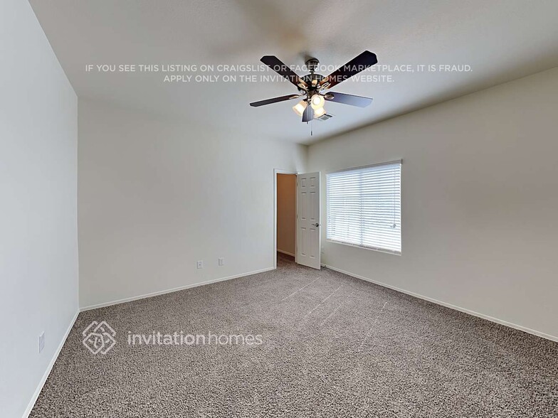 Building Photo - 14247 N 131st Ln