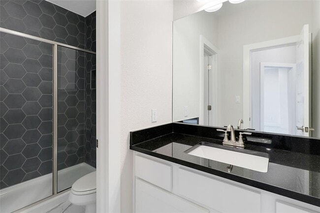 Building Photo - 532 Great Lawn Bnd