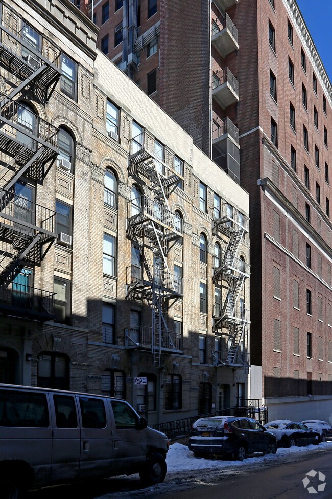 Building Photo - 61-63 W 108th St